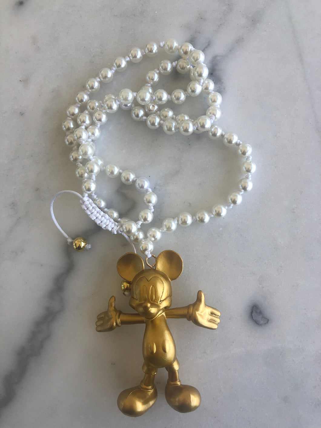 Pearl | Gold Mickey Mouse